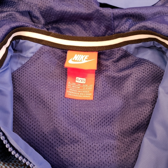 NWT! Toddler Nike windbreaker - Picture 4 of 6